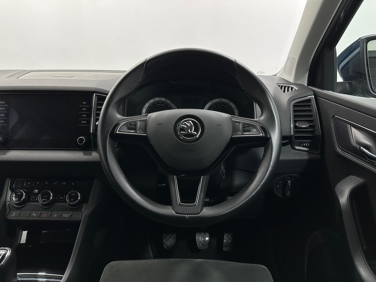 Used Skoda Karoq for sale - 77190408: Photo 12