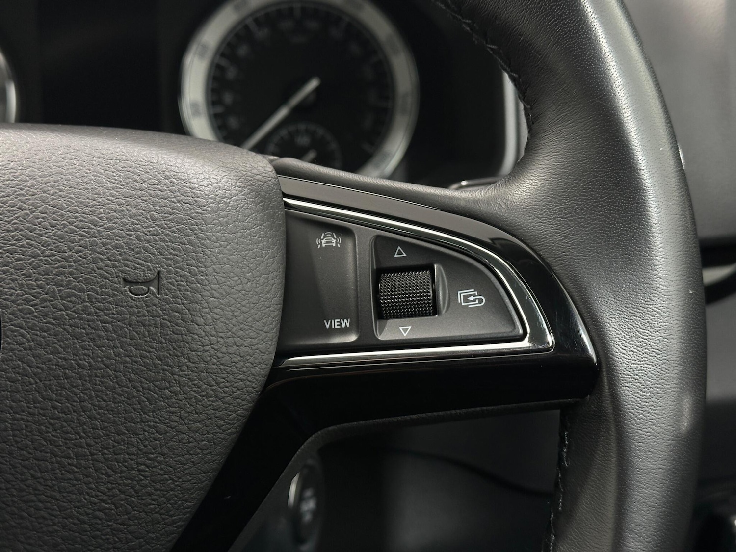 Used Skoda Karoq for sale - 77190408: Photo 15