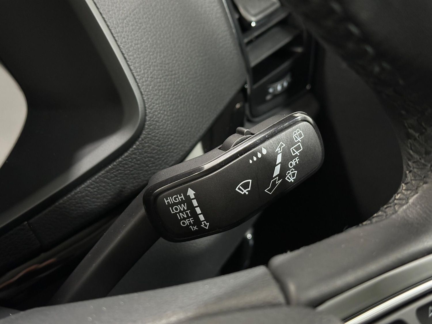 Used Skoda Karoq for sale - 77190408: Photo 16