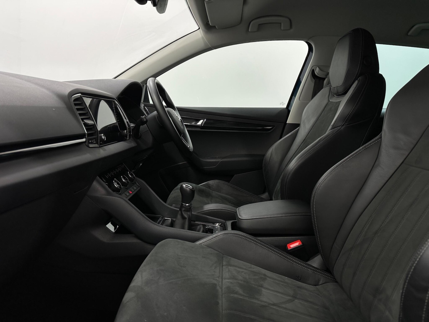 Used Skoda Karoq for sale - 77190408: Photo 31