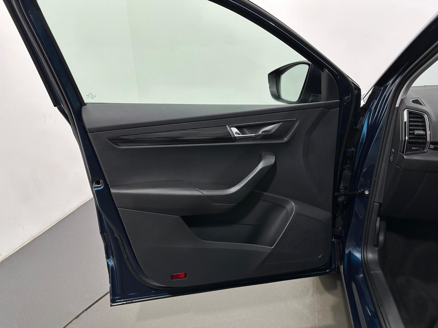 Used Skoda Karoq for sale - 77190408: Photo 33