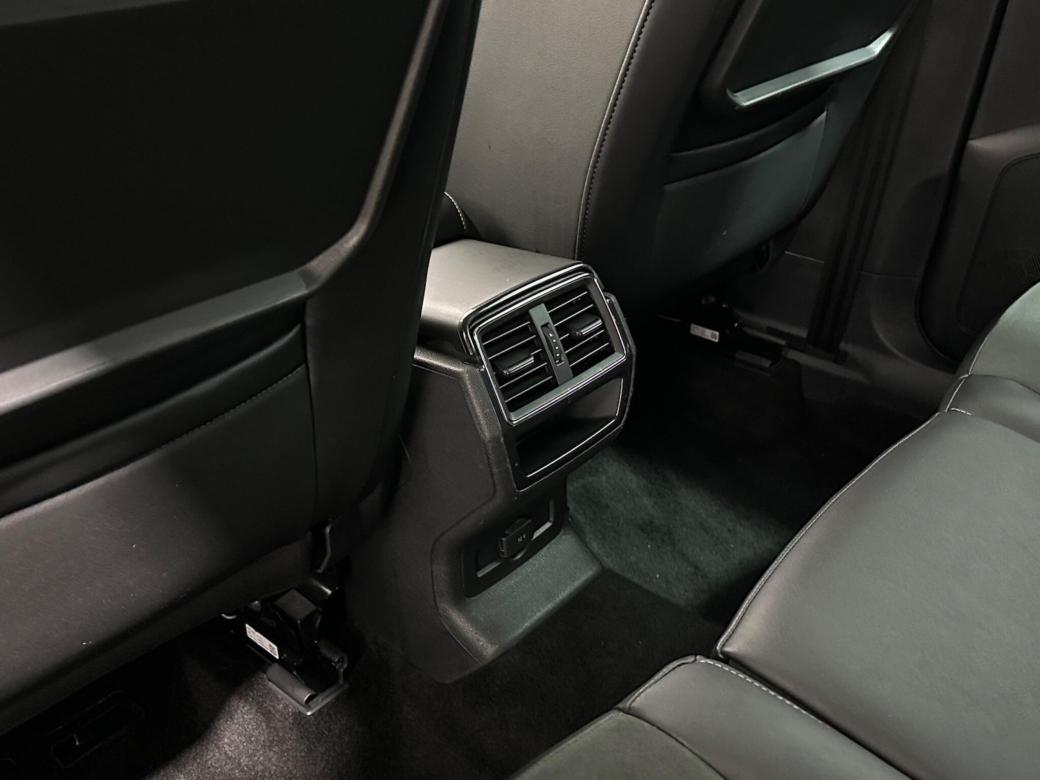 Used Skoda Karoq for sale - 77190408: Photo 35