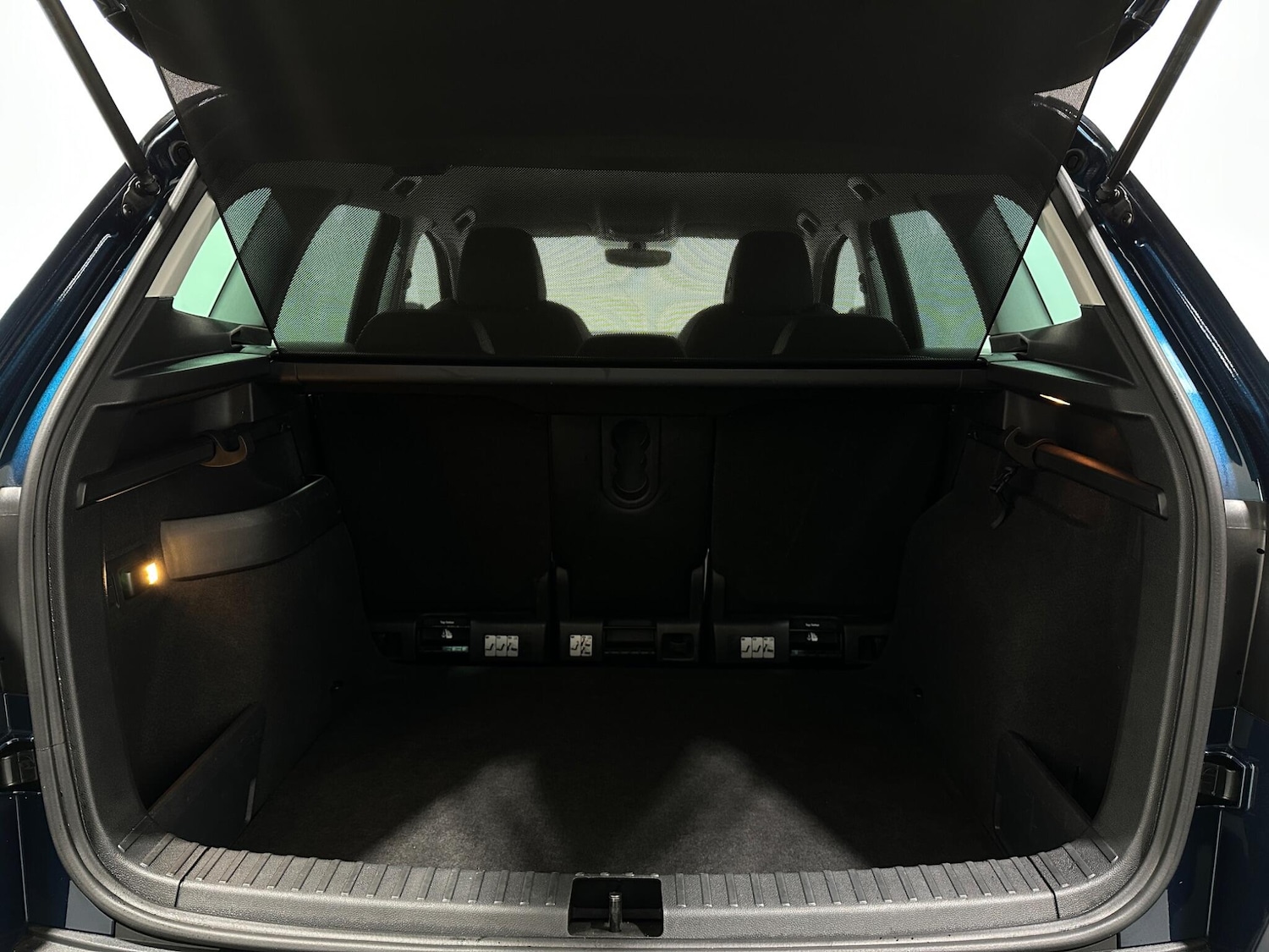 Used Skoda Karoq for sale - 77190408: Photo 44