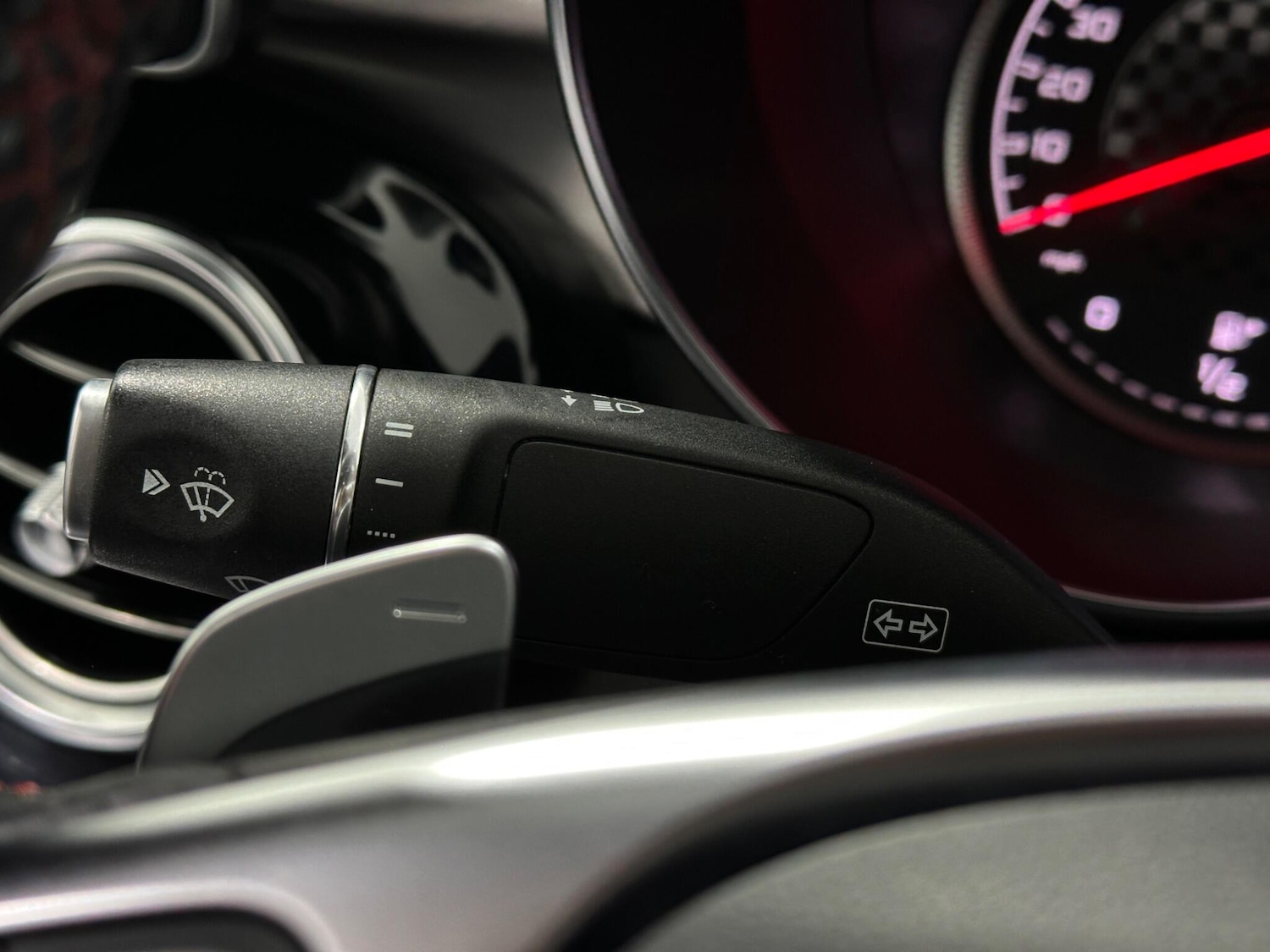 Used Mercedes-Benz C Class 2018 for sale - 77155750: Photo 12