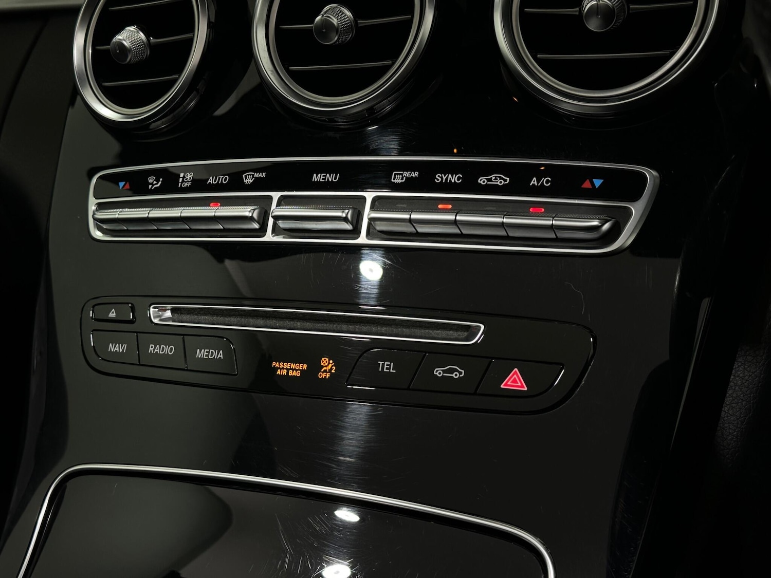 Used Mercedes-Benz C Class 2018 for sale - 77155750: Photo 22