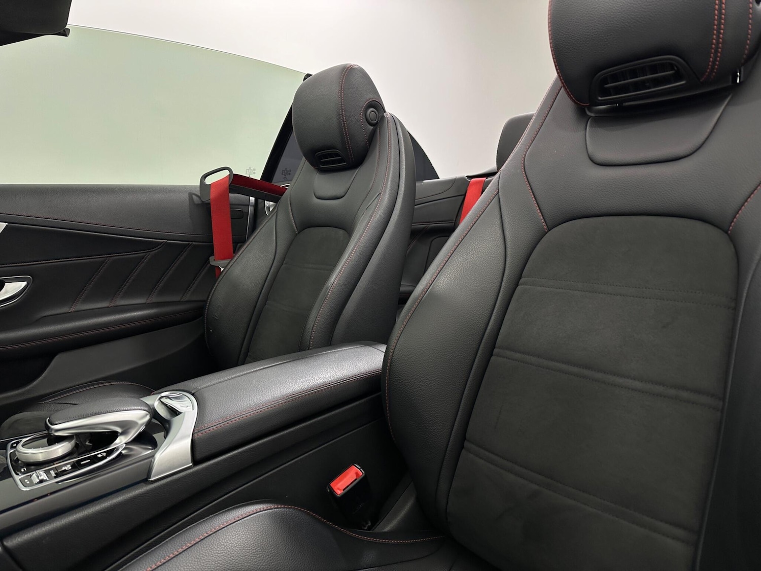 Used Mercedes-Benz C Class 2018 for sale - 77155750: Photo 35