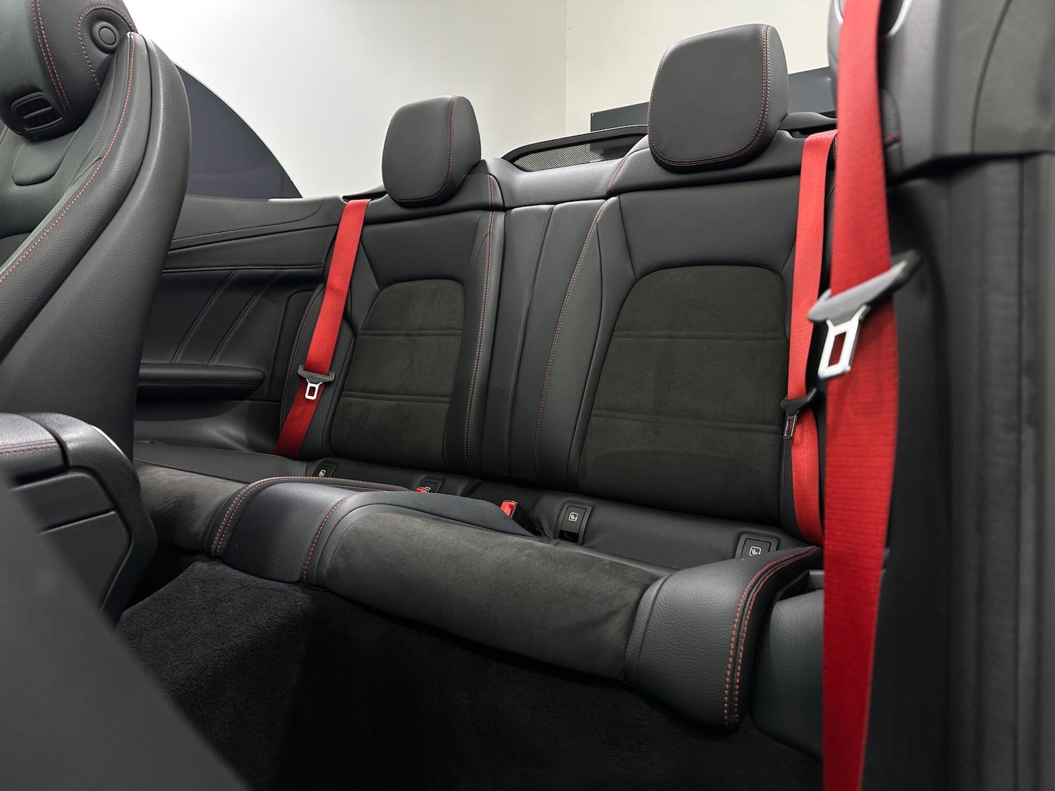 Used Mercedes-Benz C Class 2018 for sale - 77155750: Photo 38