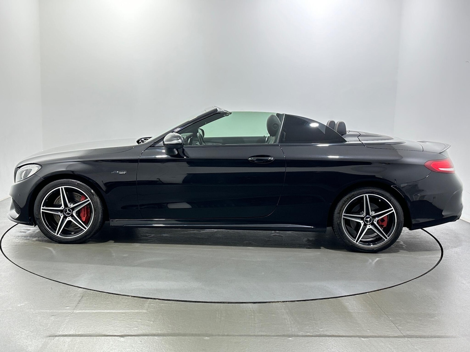 Used Mercedes-Benz C Class 2018 for sale - 77155750: Photo 5