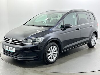 Used Volkswagen Touran 2018 for sale - 78648209: Photo