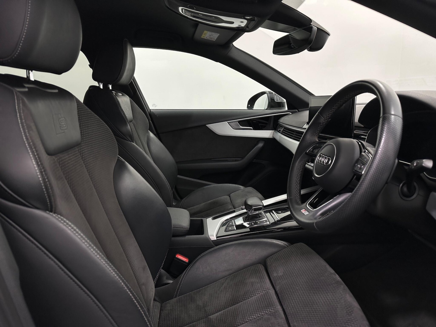 Used Audi A4 2021 for sale - 78035048: Photo 32