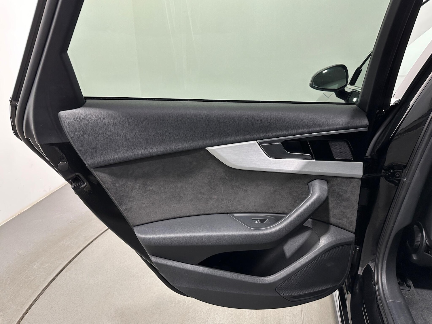 Used Audi A4 2021 for sale - 78035048: Photo 41