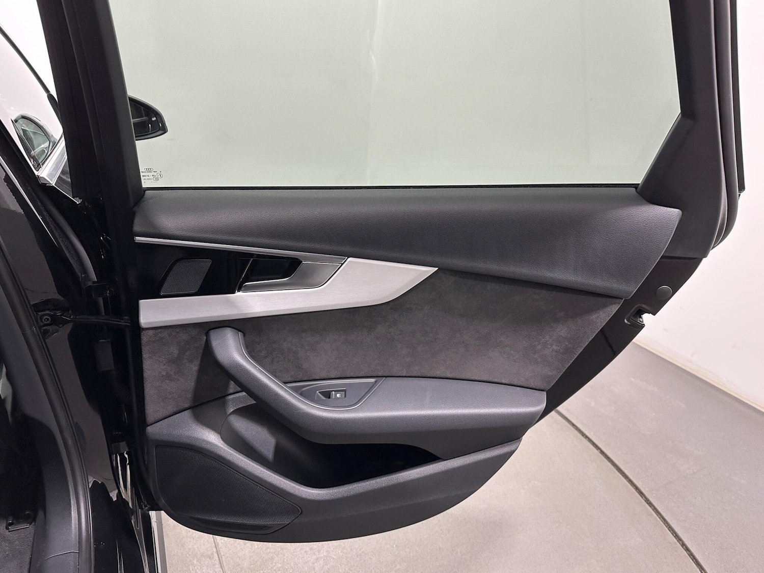 Used Audi A4 2021 for sale - 78035048: Photo 44