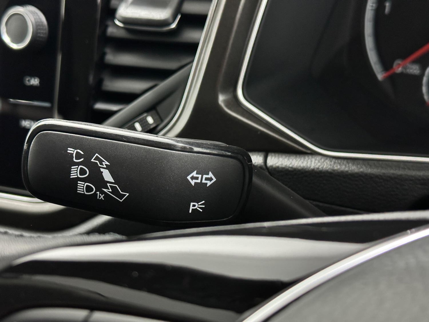 Used Volkswagen T-Roc 2020 for sale - 77710040: Photo 13