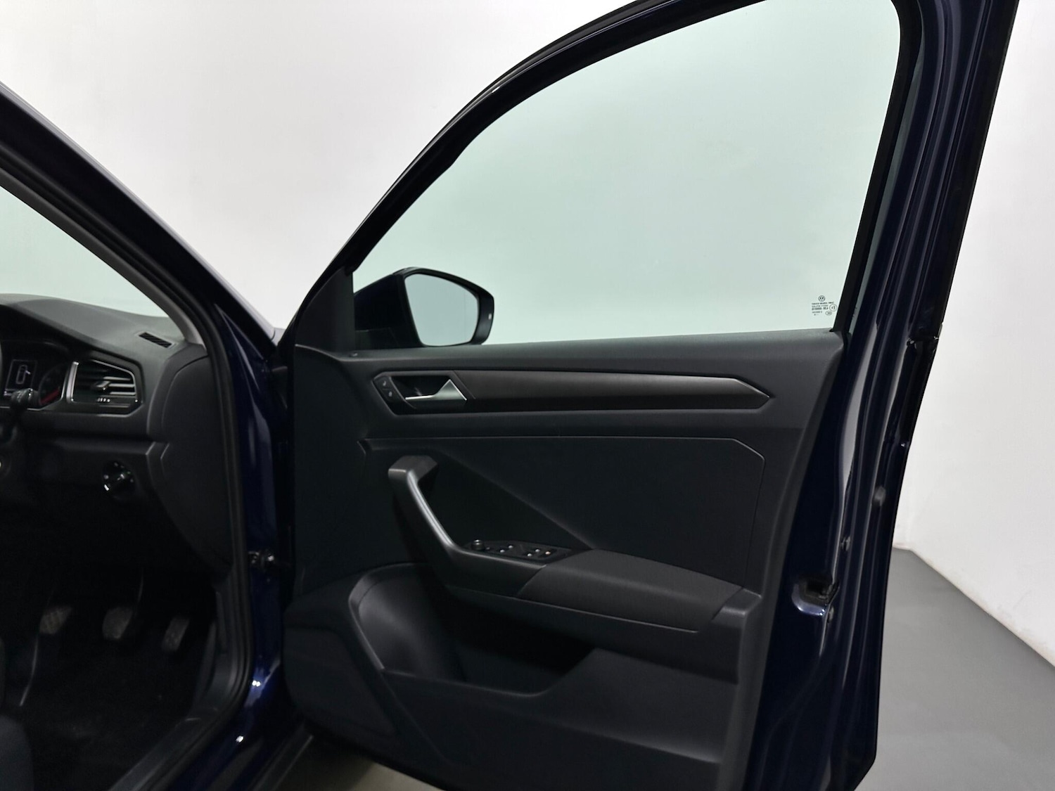 Used Volkswagen T-Roc 2020 for sale - 77710040: Photo 33