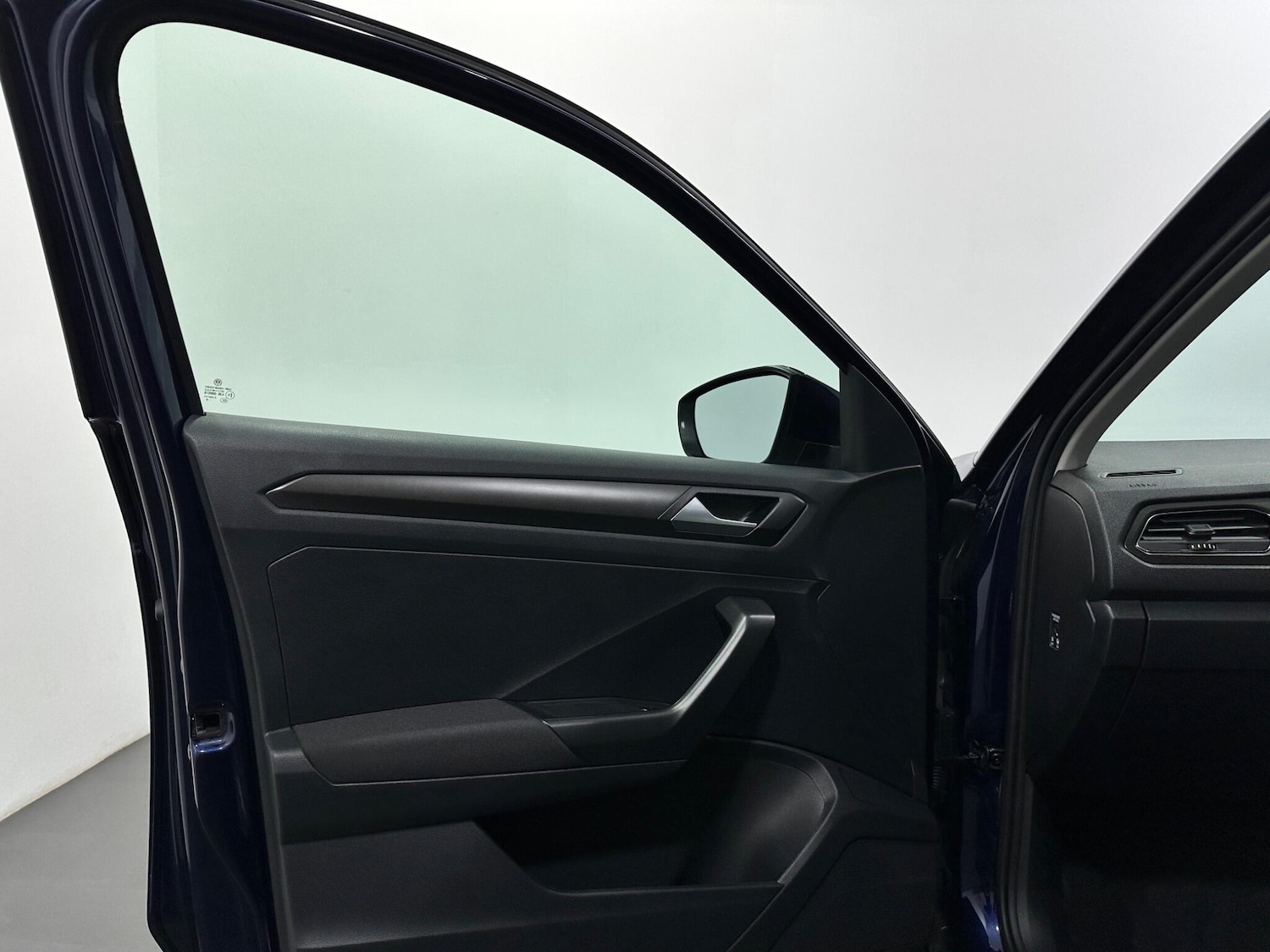 Used Volkswagen T-Roc 2020 for sale - 77710040: Photo 37