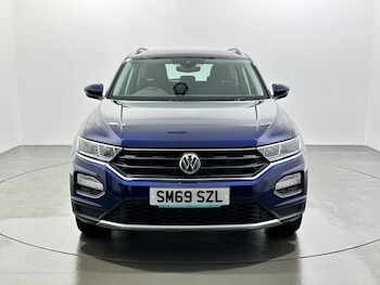 Used Volkswagen T-Roc 2020 for sale - 77710040: Photo