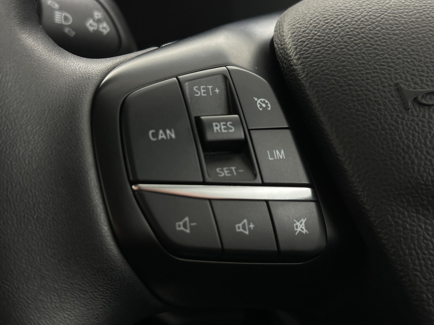 Used Ford Focus 2022 for sale - 76878896: Photo 14