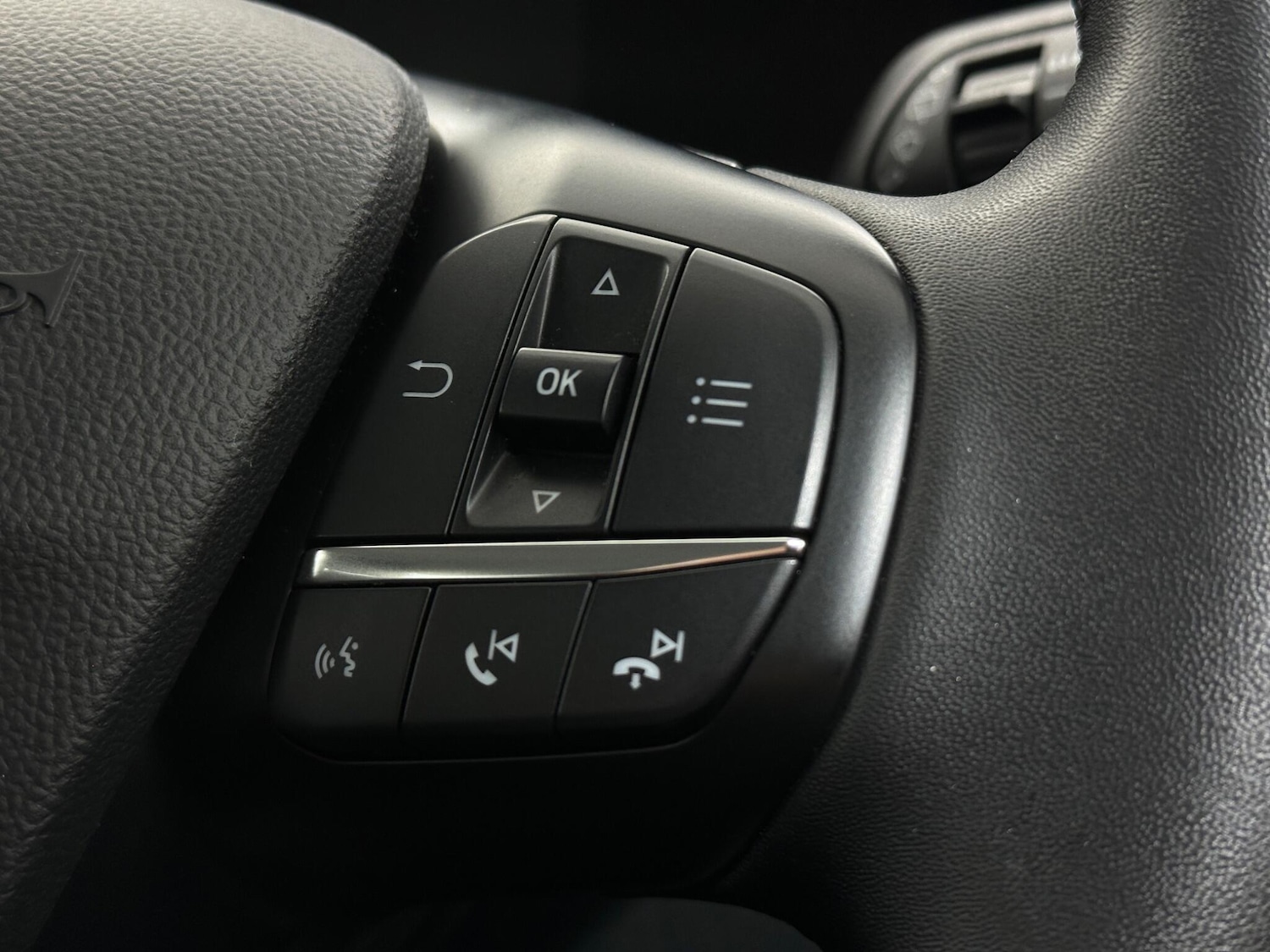 Used Ford Focus 2022 for sale - 76878896: Photo 15