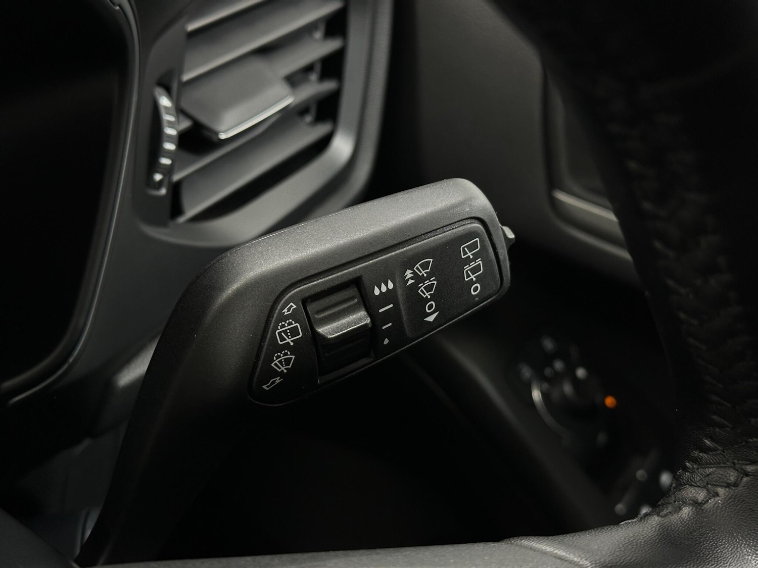 Used Ford Focus 2022 for sale - 76878896: Photo 16