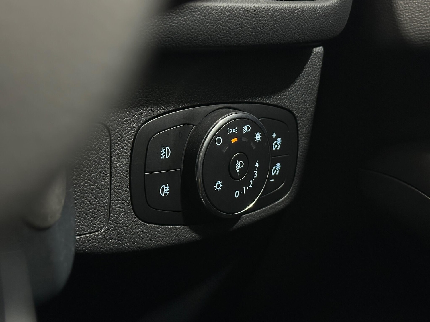 Used Ford Focus 2022 for sale - 76878896: Photo 17