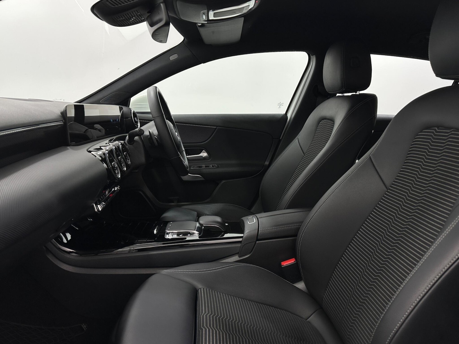 Used Mercedes-Benz A-Class 2018 for sale - 77315005: Photo 35