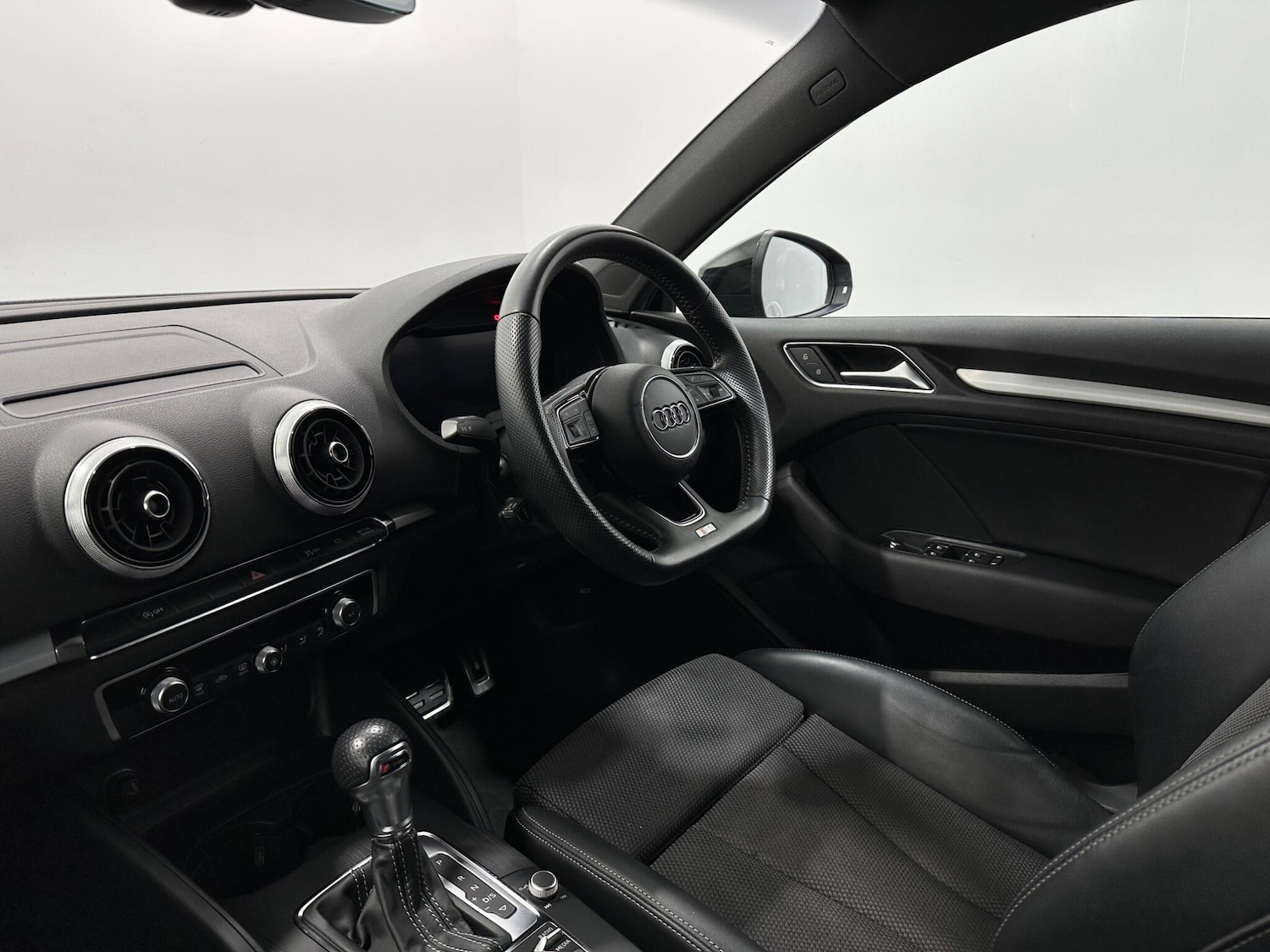 Used Audi A3 2019 for sale - 76878471: Photo 28