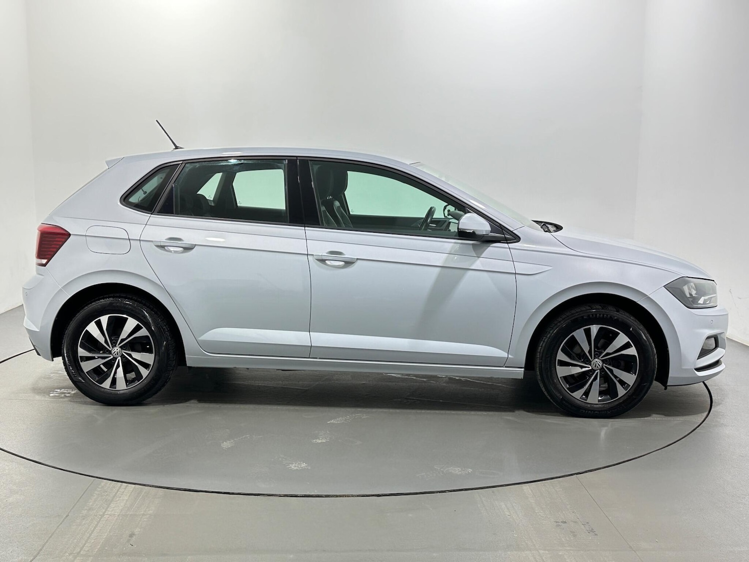 Used Volkswagen Polo 2019 for sale - 77559296: Photo 9