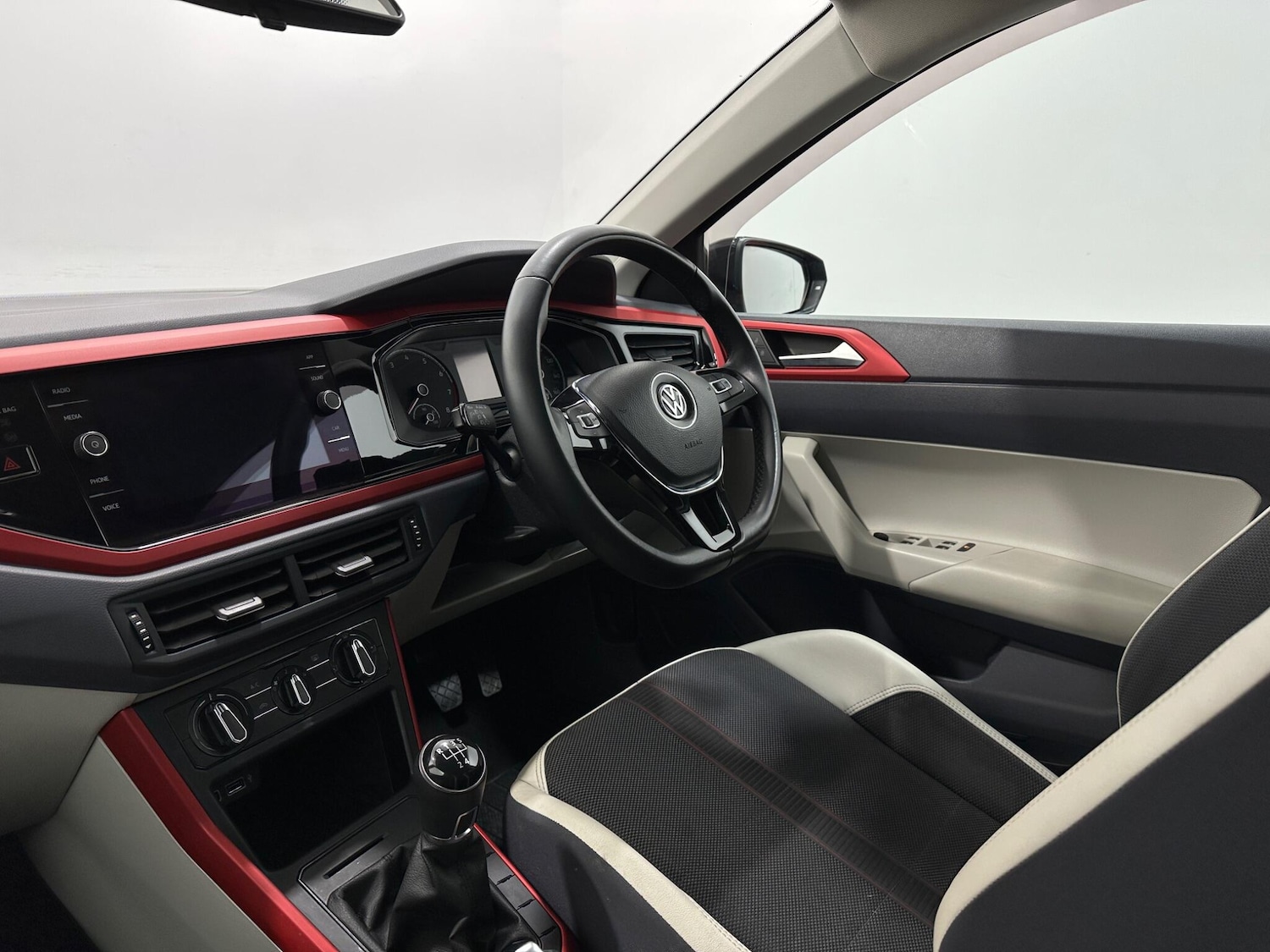 Used Volkswagen Polo 2019 for sale - 77253709: Photo 29