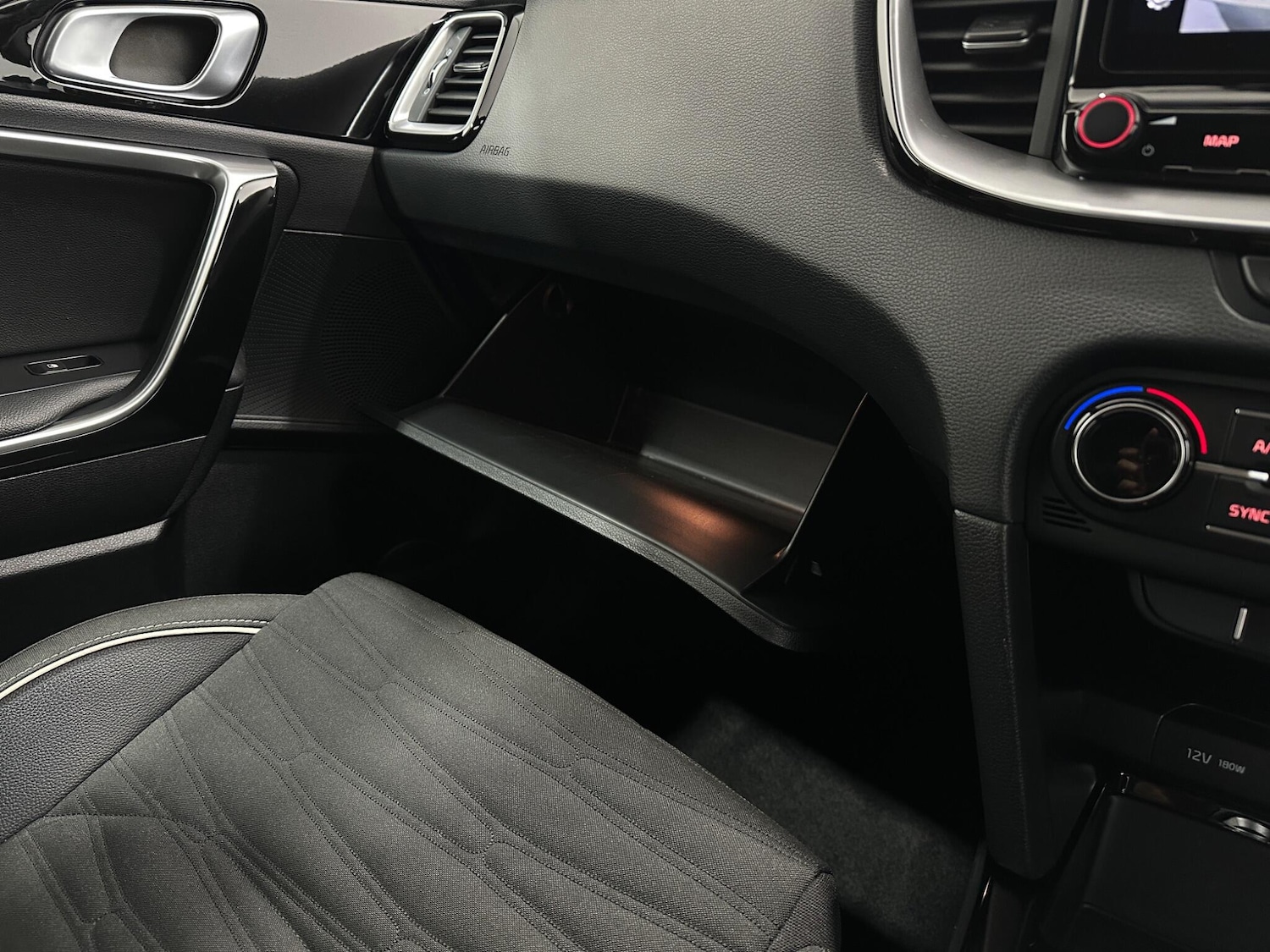 Used Kia Ceed for sale - 77957247: Photo 29