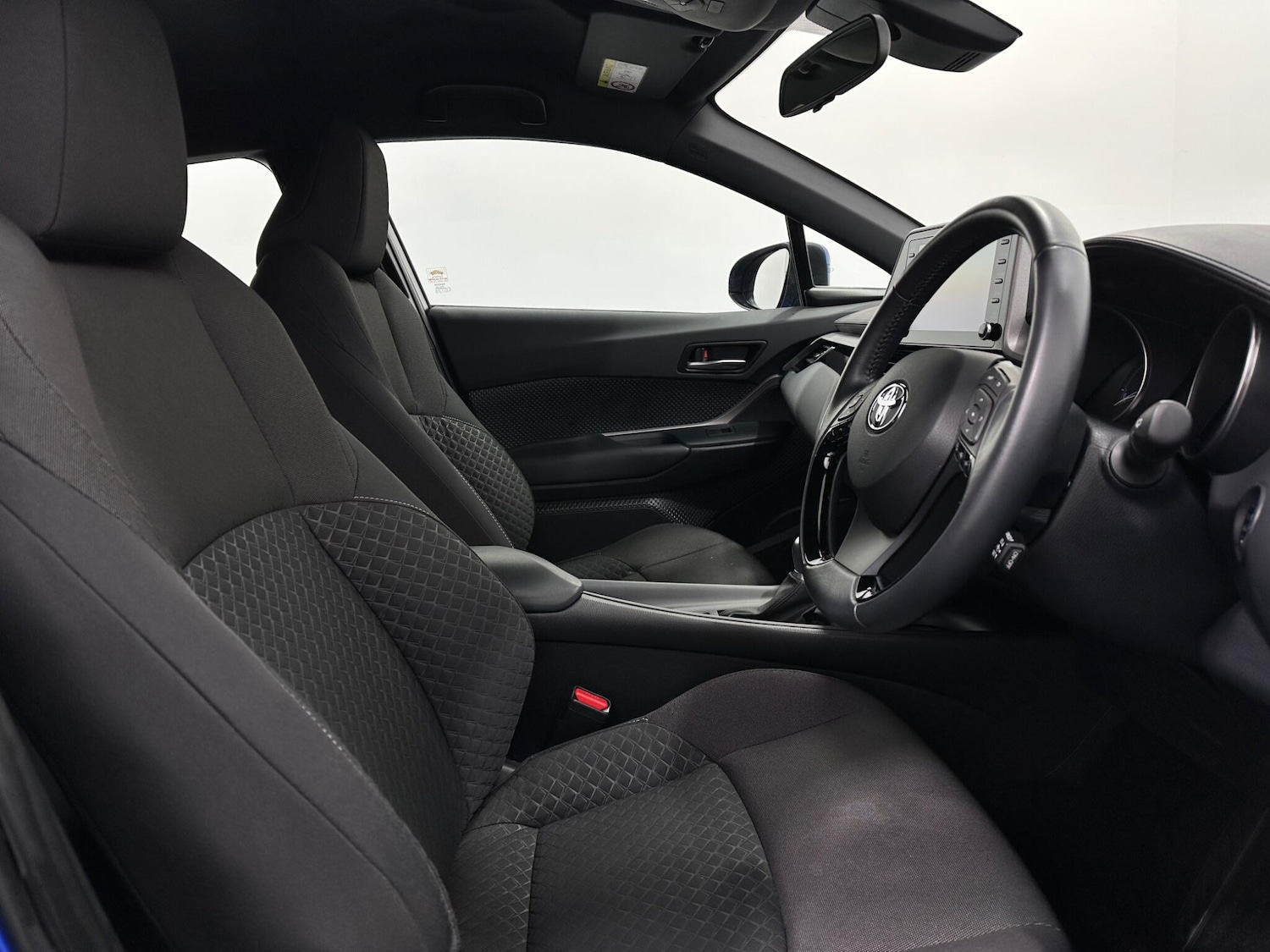 Used Toyota C-HR 2020 for sale - 77611808: Photo 27