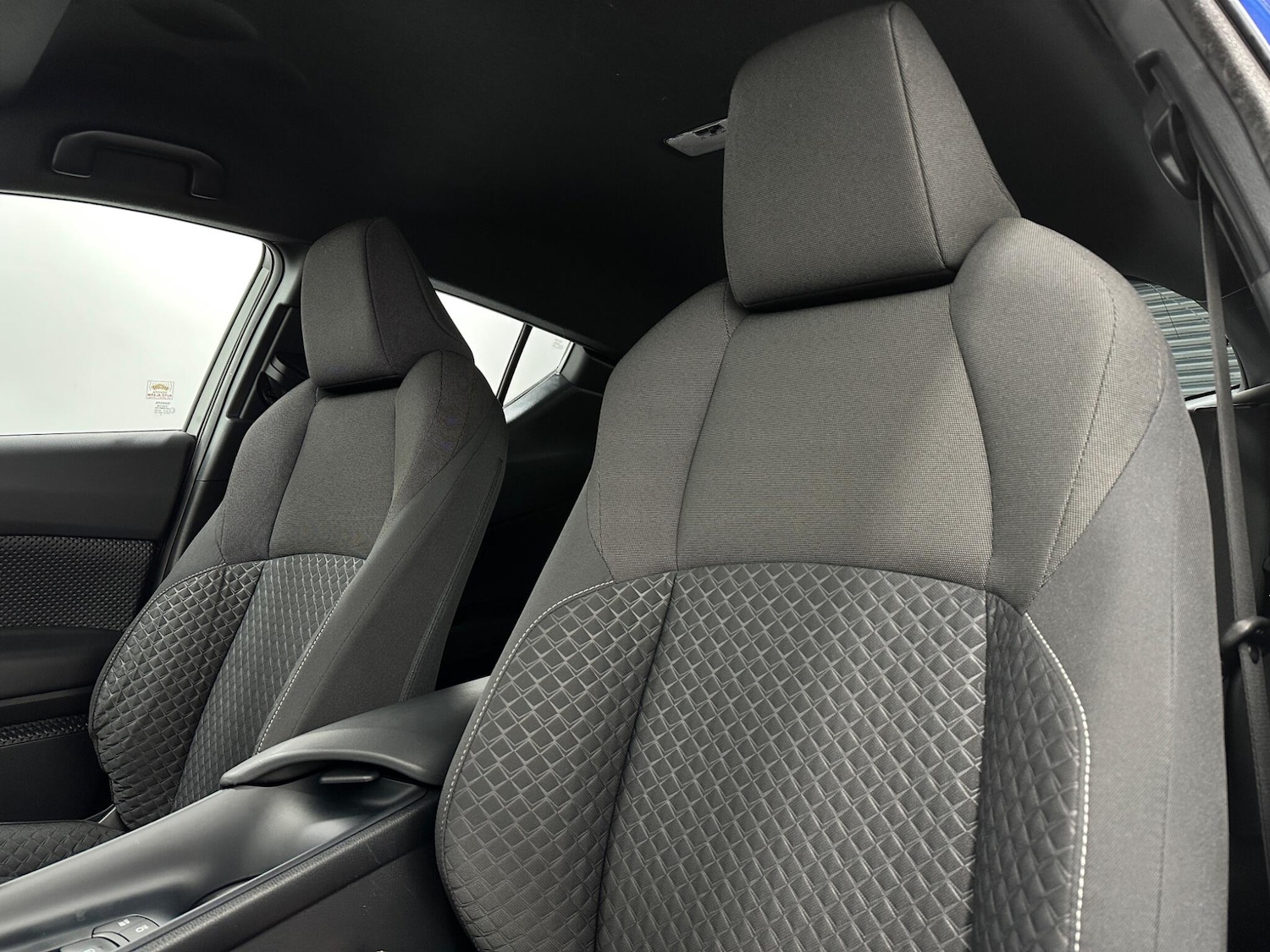 Used Toyota C-HR 2020 for sale - 77611808: Photo 31