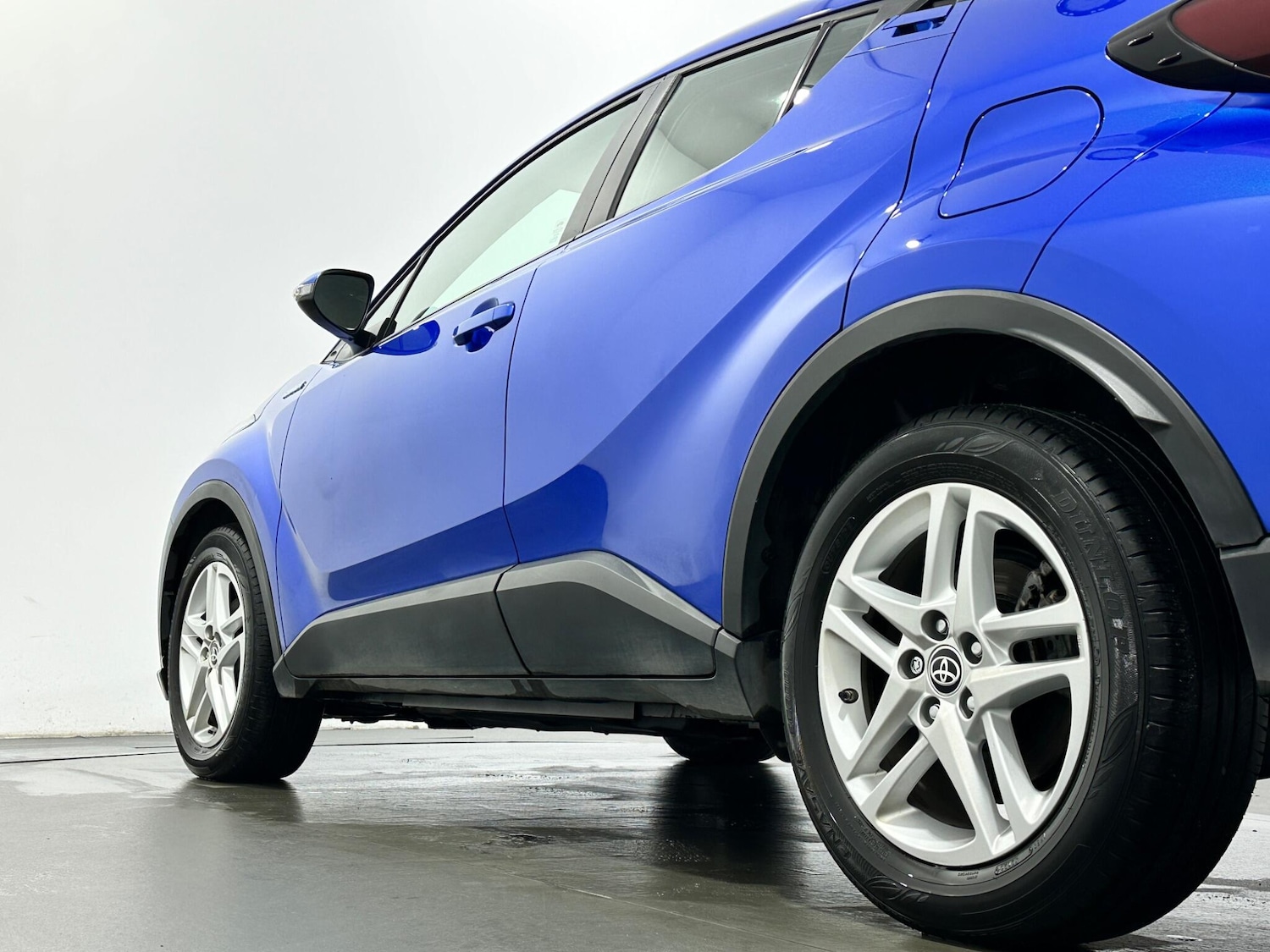 Used Toyota C-HR 2020 for sale - 77611808: Photo 44