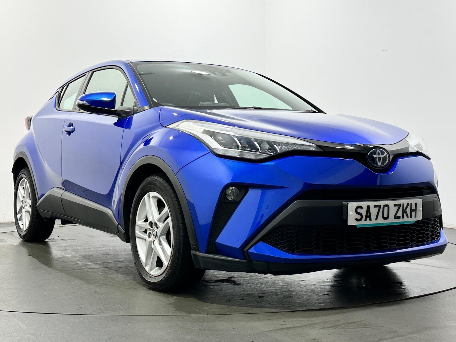 Used Toyota C-HR 2020 for sale - 77611808: Photo 47