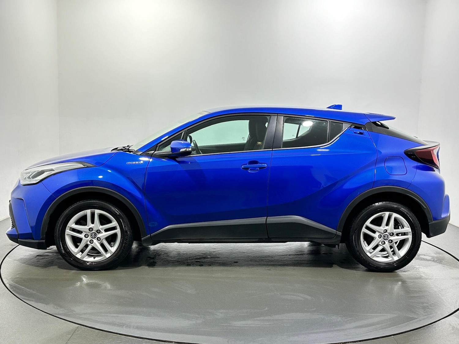 Used Toyota C-HR 2020 for sale - 77611808: Photo 5