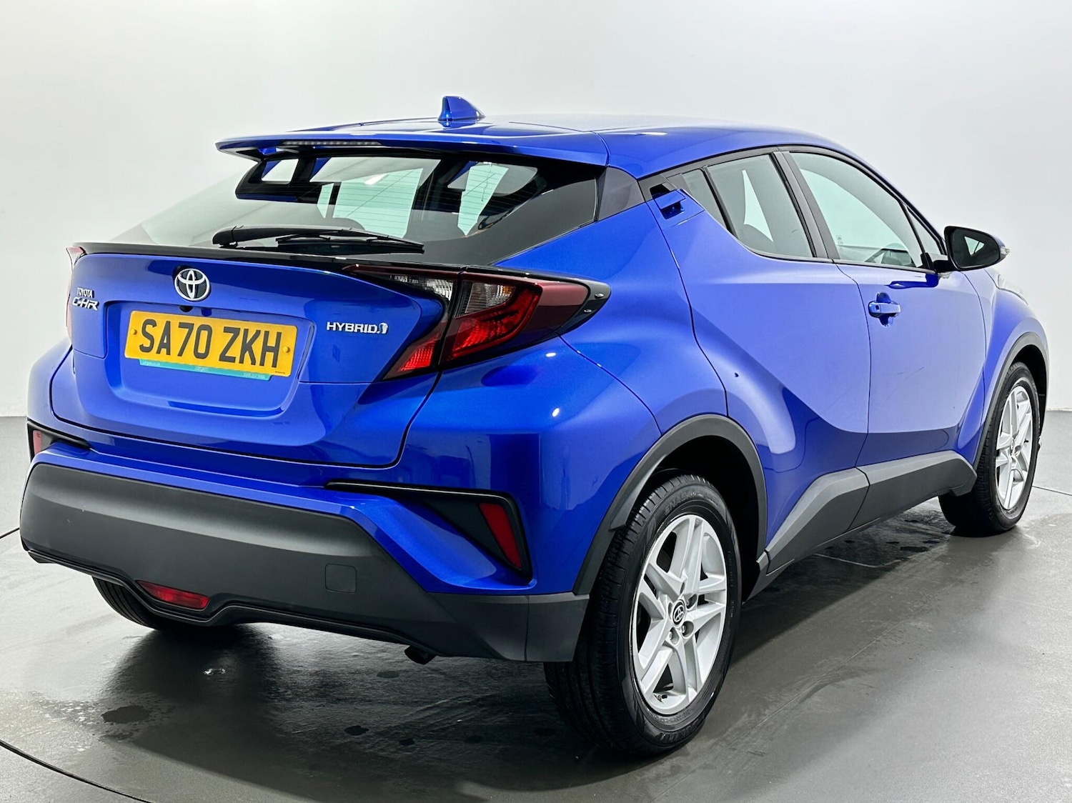 Used Toyota C-HR 2020 for sale - 77611808: Photo 8