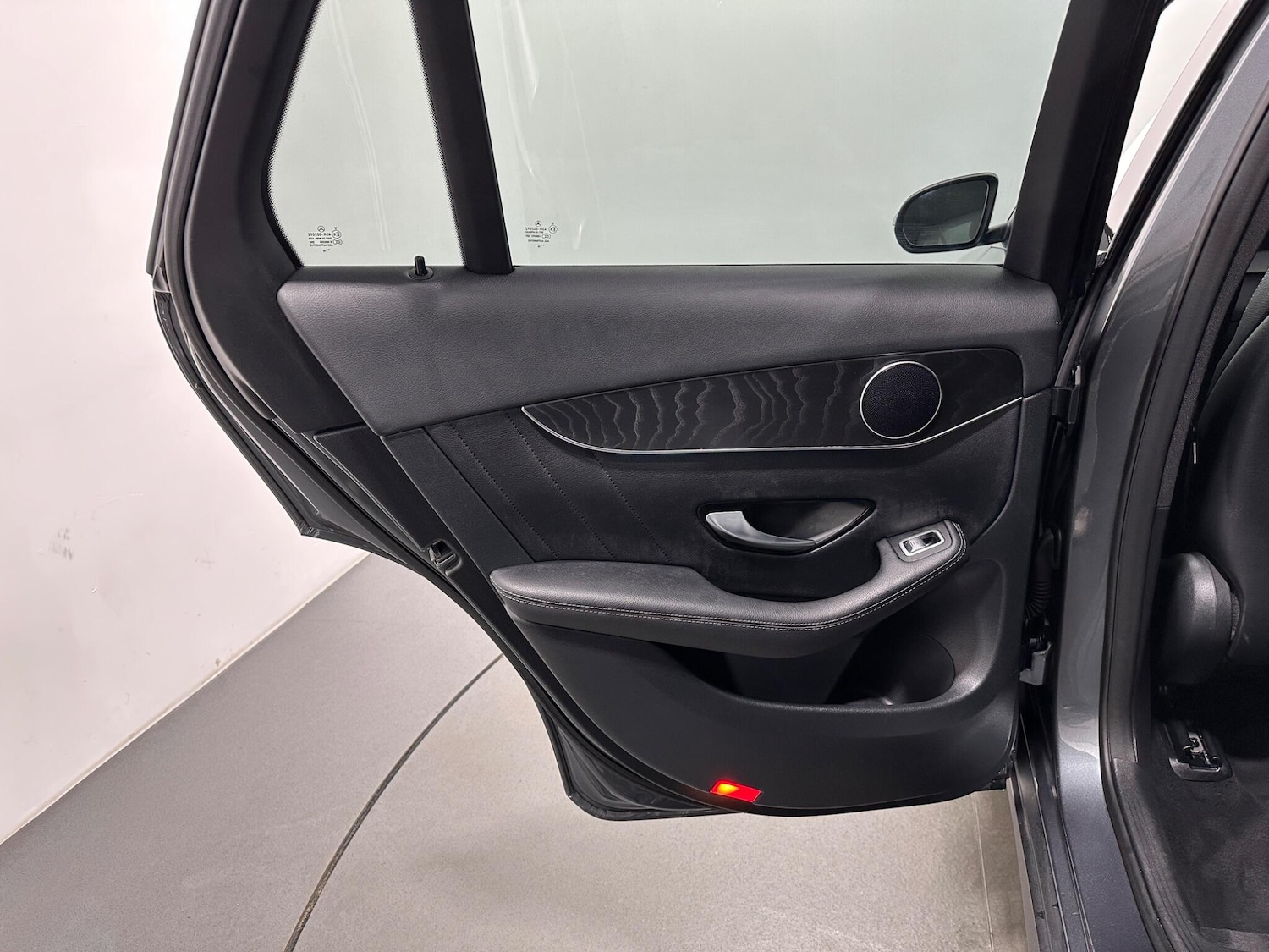 Used Mercedes-Benz GLC 2018 for sale - 76878655: Photo 39