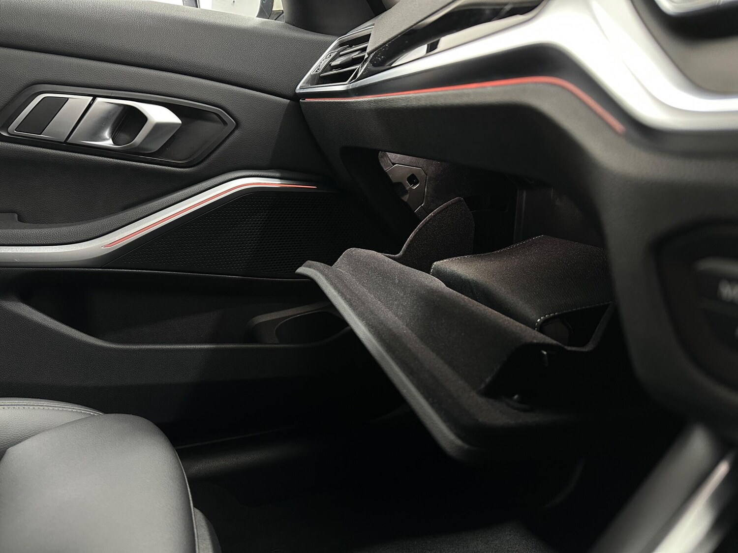 Used BMW 3 Series 2022 for sale - 76878910: Photo 27