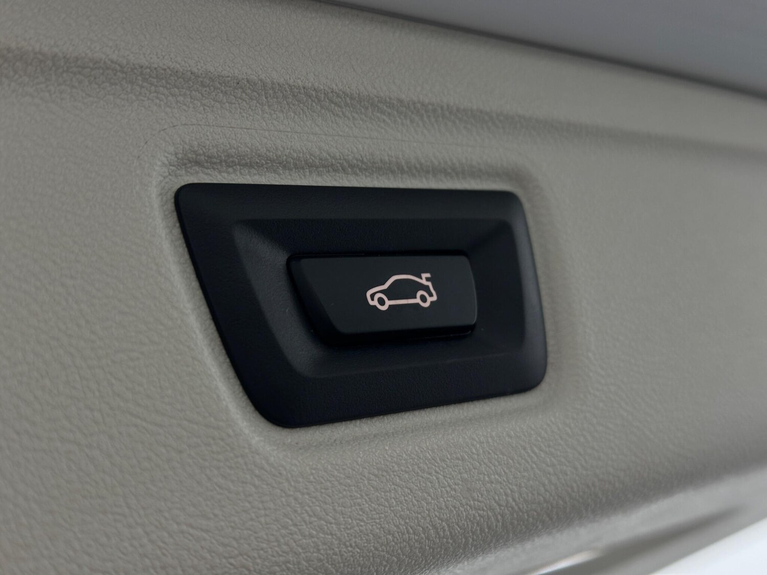 Used BMW 3 Series 2022 for sale - 76878910: Photo 44