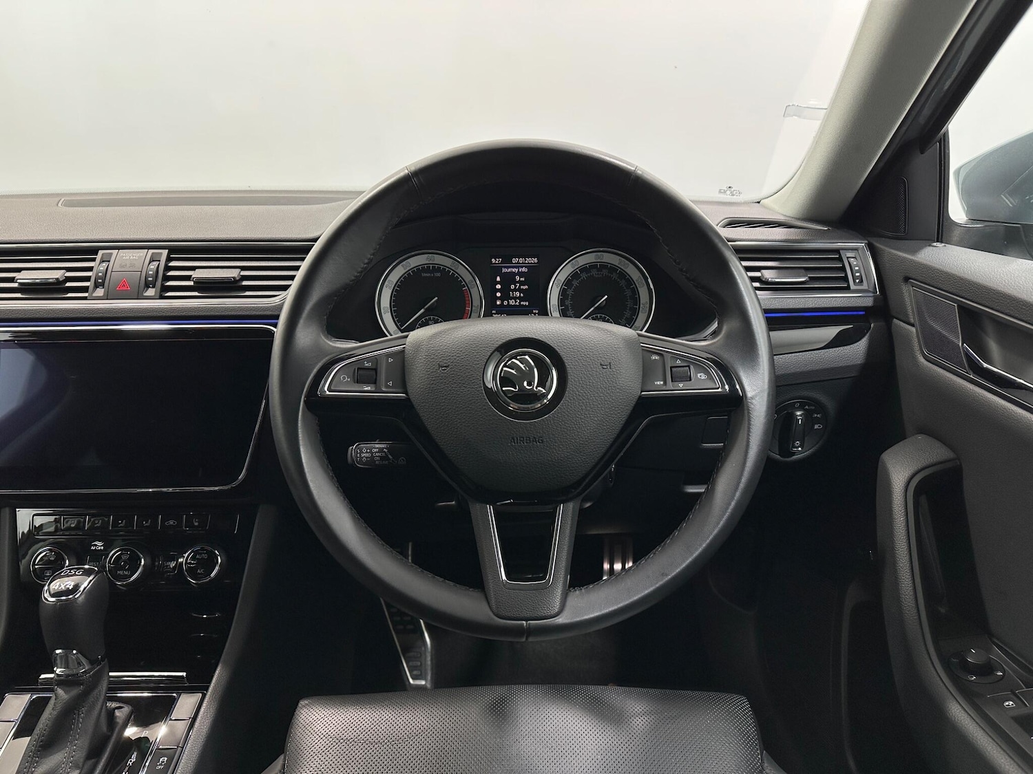 Used Skoda Superb 2019 for sale - 77132070: Photo 12