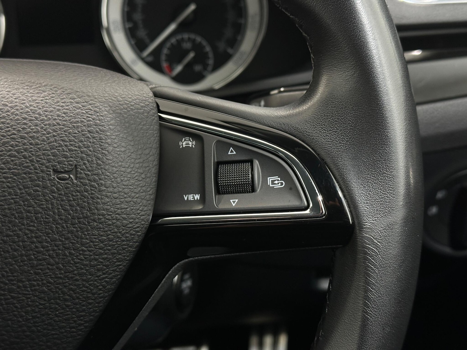 Used Skoda Superb 2019 for sale - 77132070: Photo 15