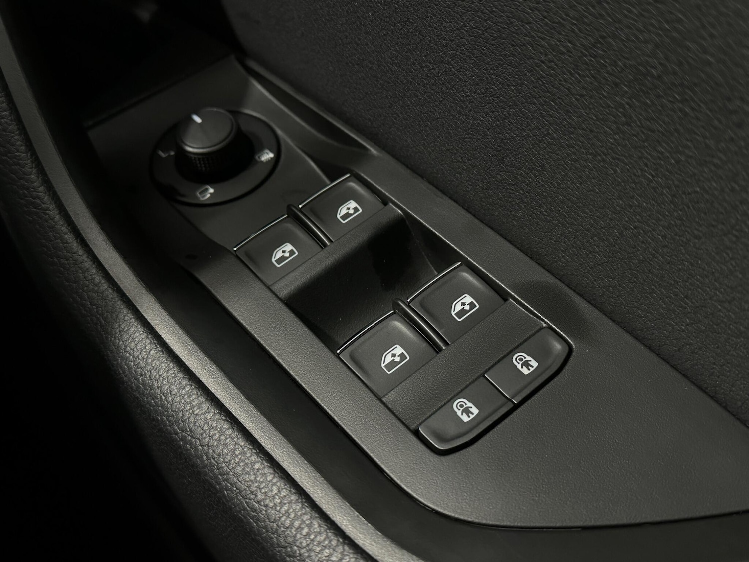 Used Skoda Superb 2019 for sale - 77132070: Photo 18