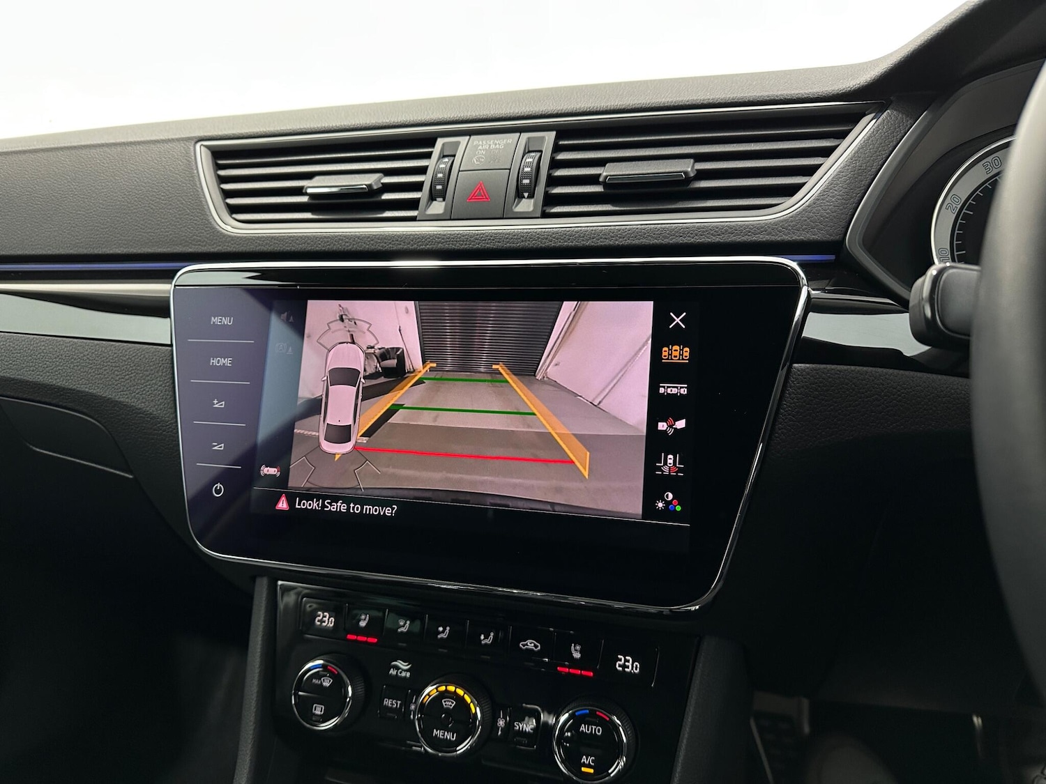 Used Skoda Superb 2019 for sale - 77132070: Photo 21