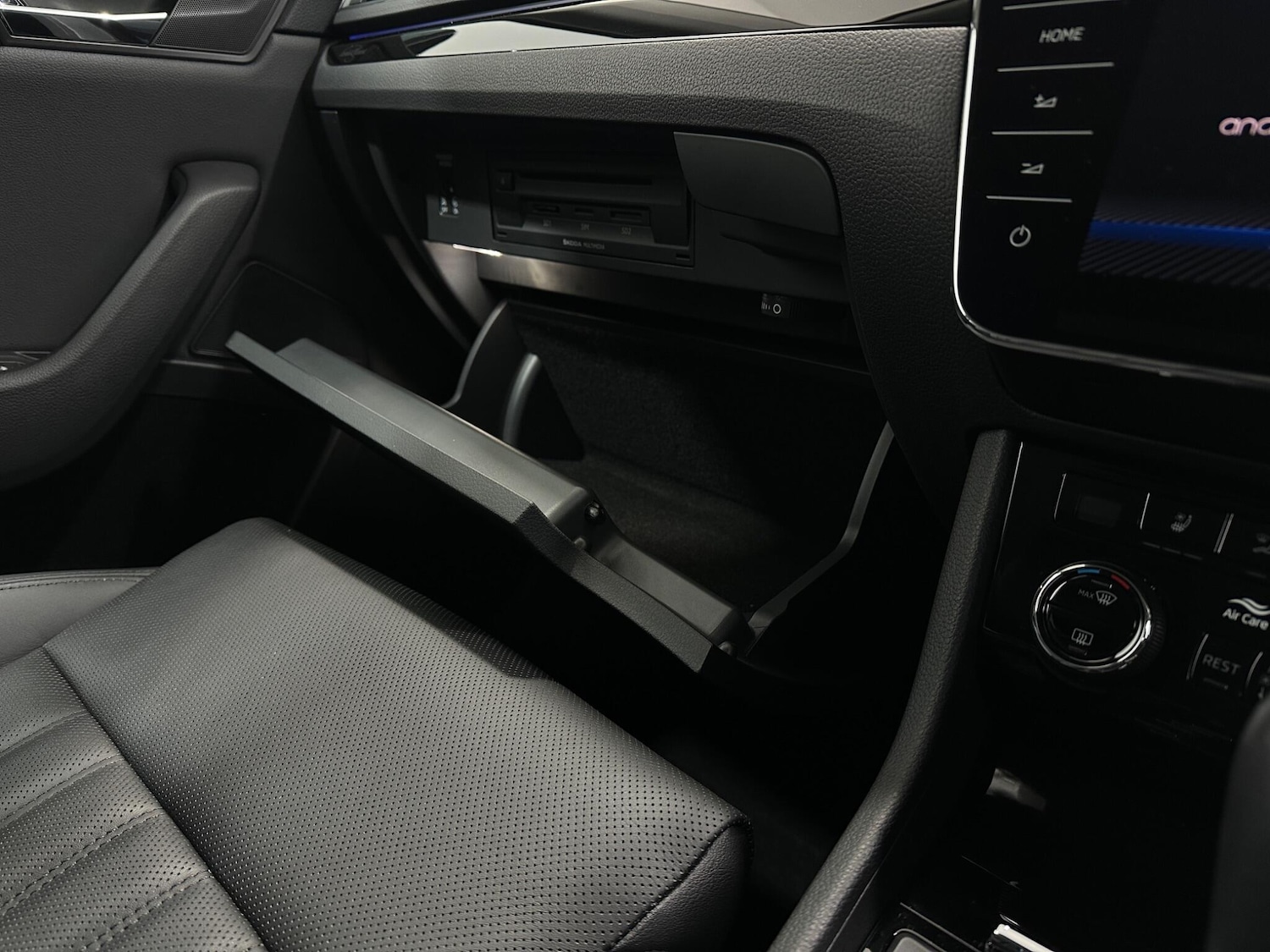 Used Skoda Superb 2019 for sale - 77132070: Photo 27