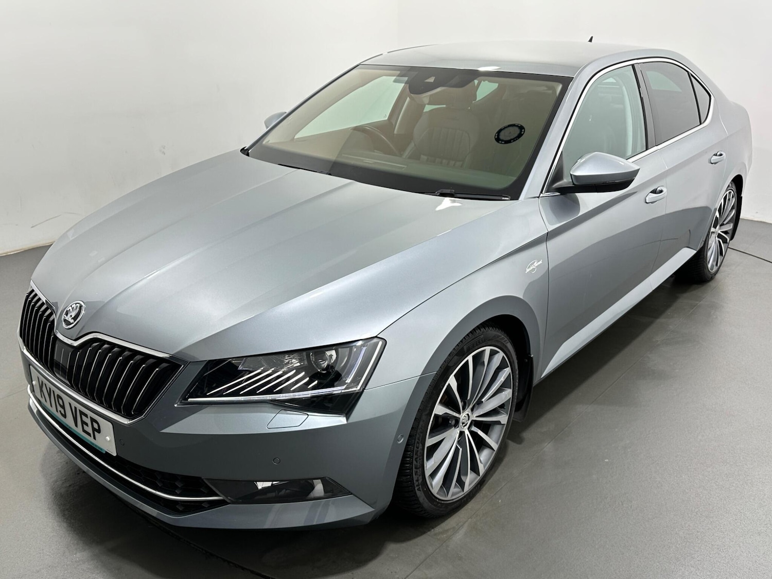 Used Skoda Superb 2019 for sale - 77132070: Photo 53