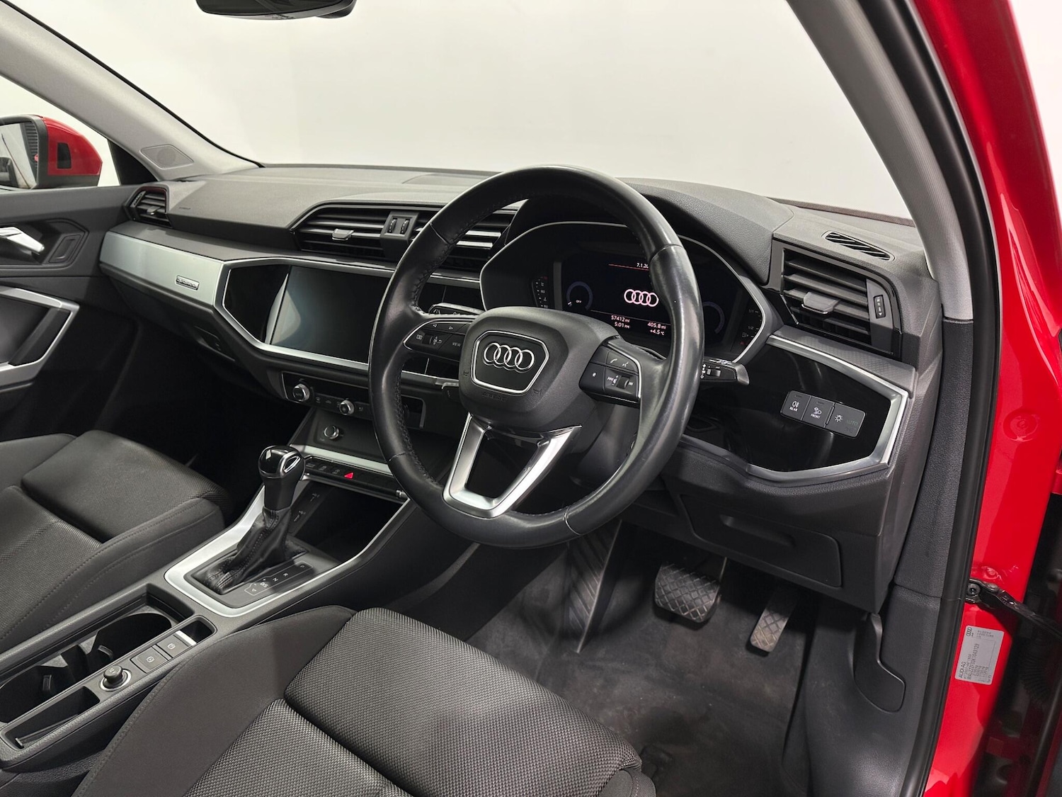Used Audi Q3 2019 for sale - 77131547: Photo 10