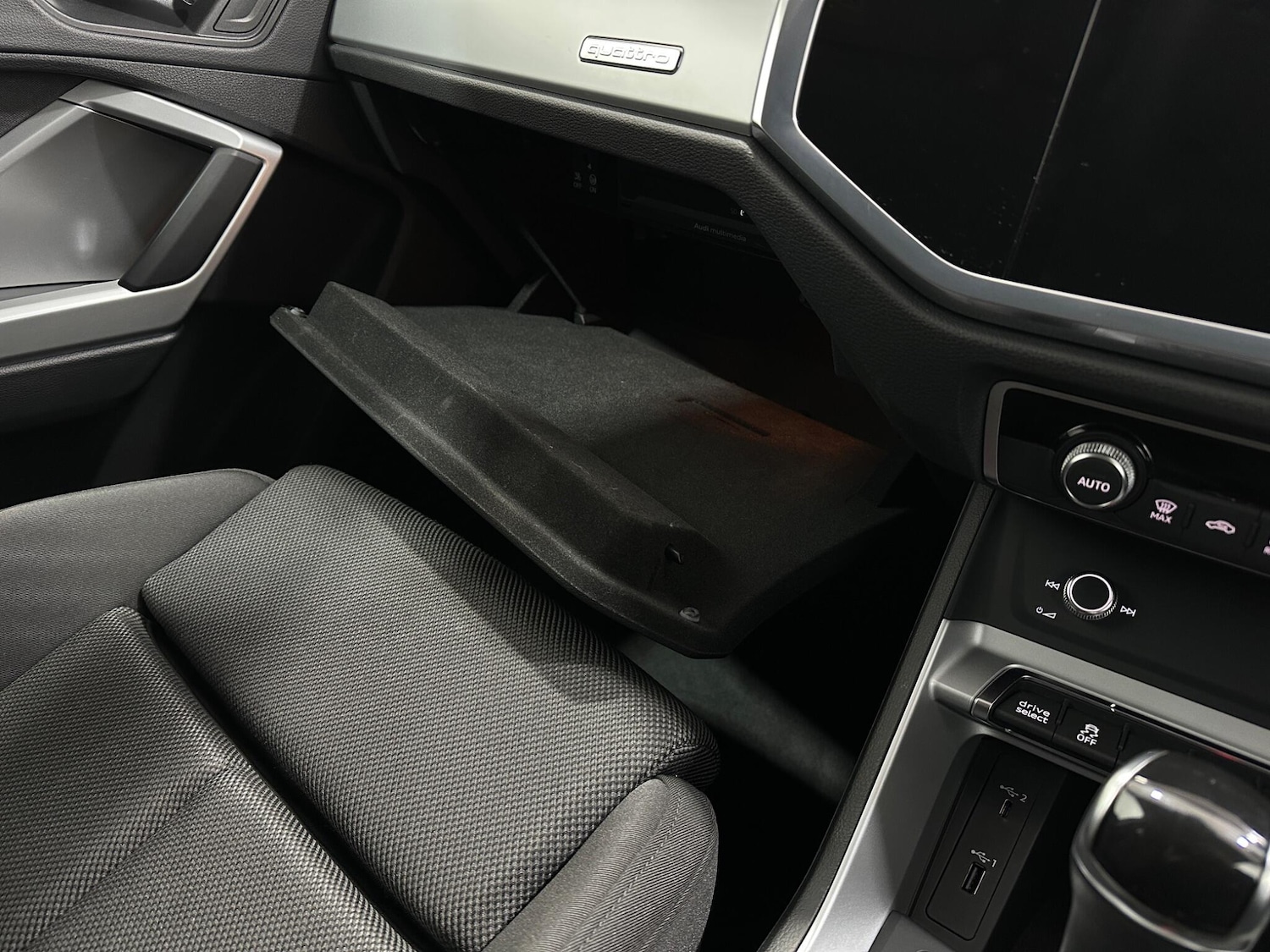 Used Audi Q3 2019 for sale - 77131547: Photo 25