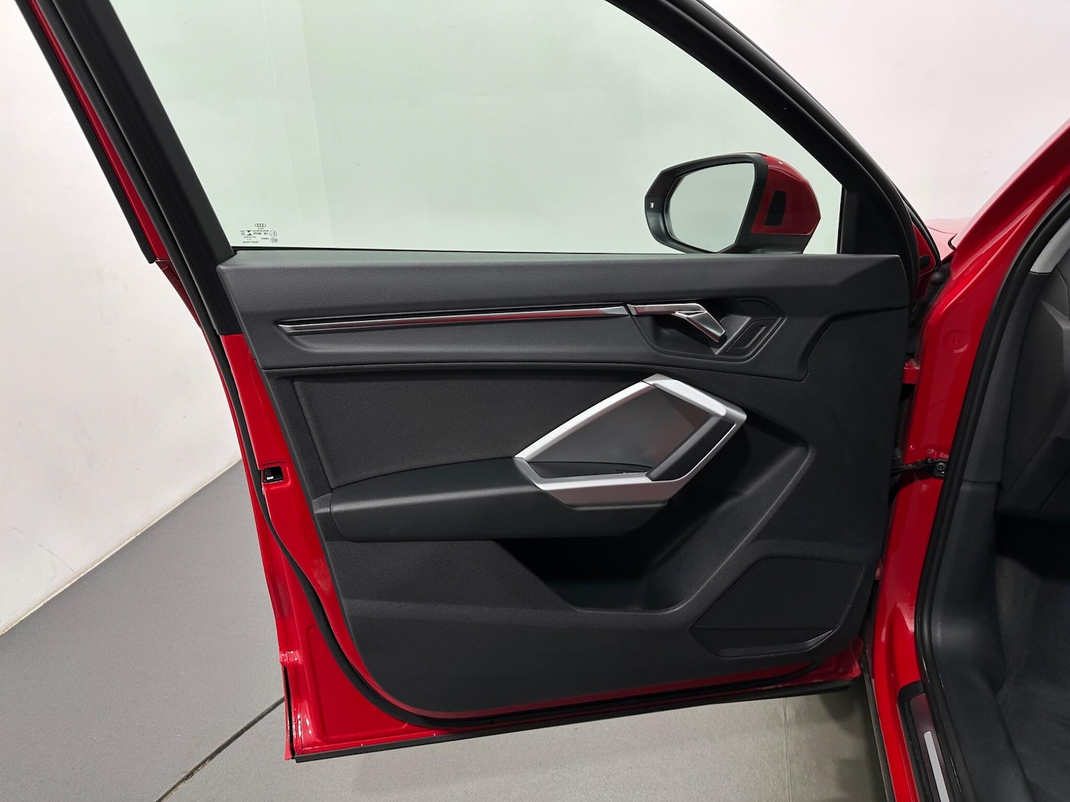 Used Audi Q3 2019 for sale - 77131547: Photo 34