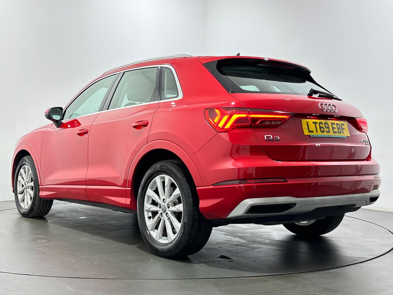 Used Audi Q3 2019 for sale - 77131547: Photo 45