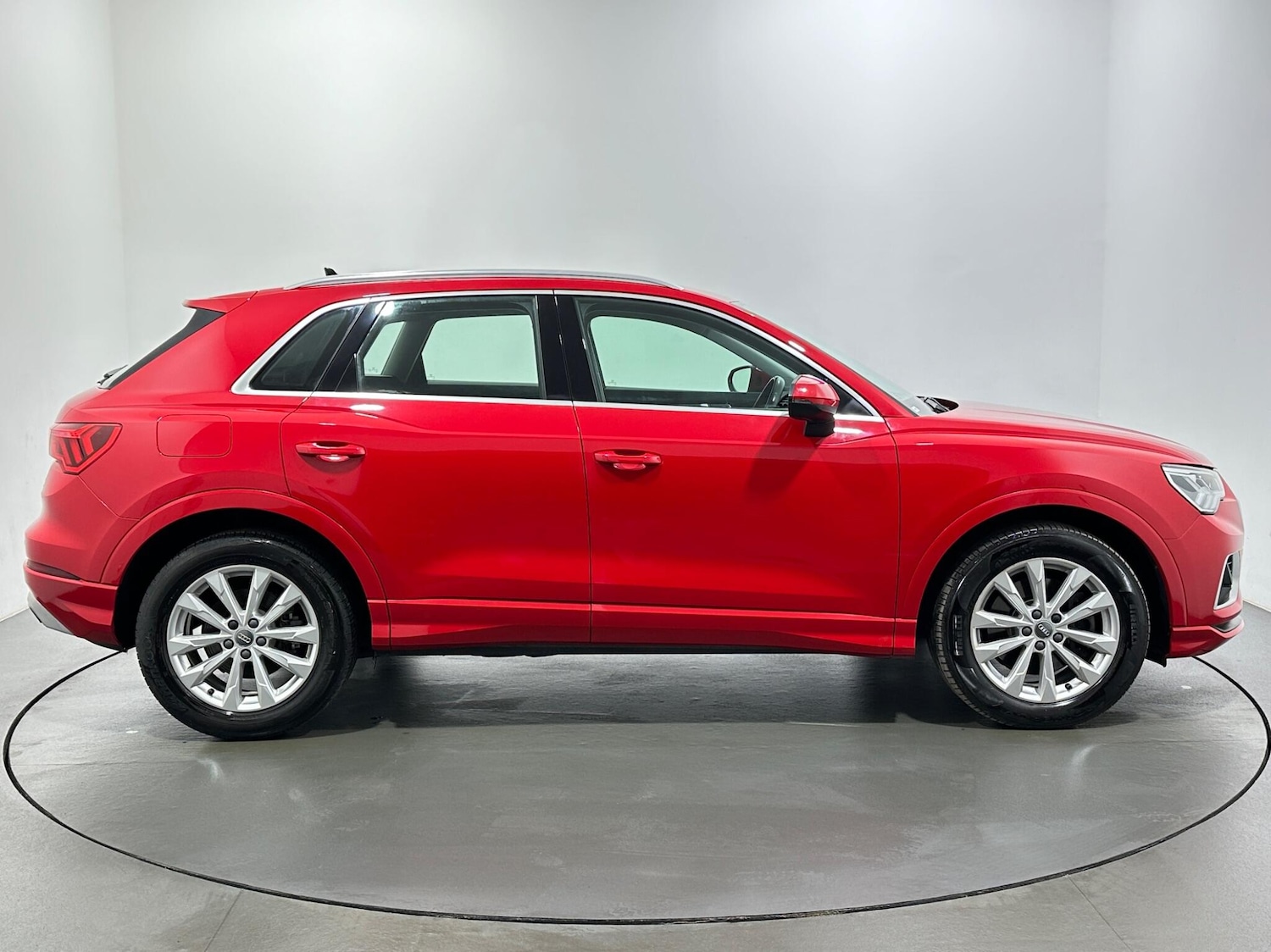 Used Audi Q3 2019 for sale - 77131547: Photo 9