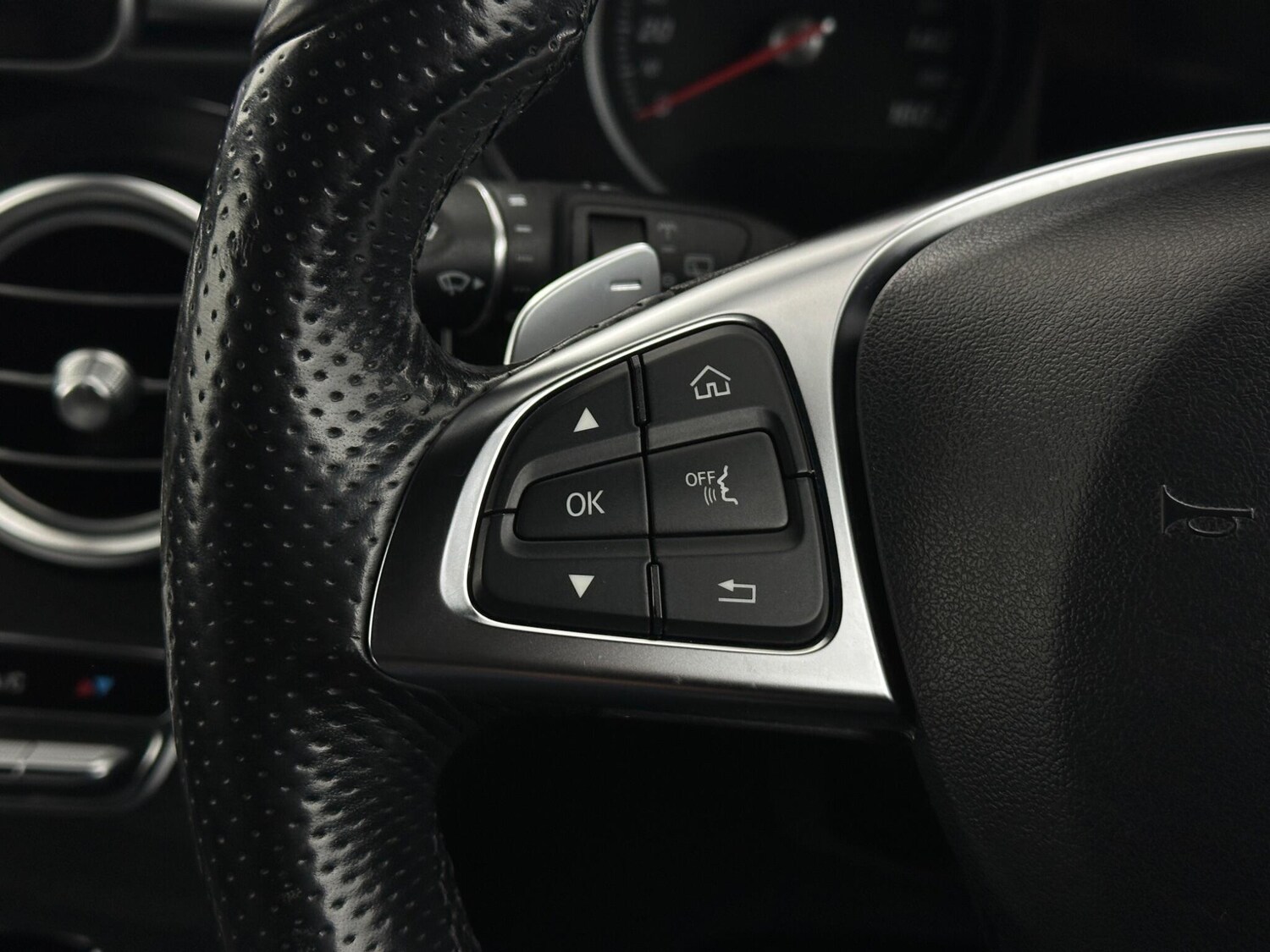 Used Mercedes-Benz GLC for sale - 77586954: Photo 15